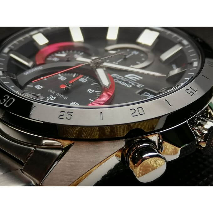 Casio – Conception dynamique et puissante, Chronographe et dateur, Étanche 10 BAR – EFR-544BK-1A9V