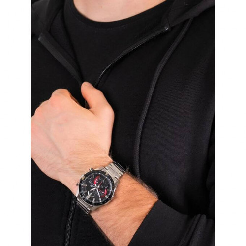 Casio – Conception dynamique et puissante, Chronographe et dateur, Étanche 10 BAR – EFR-544BK-1A9V Casio – Conception dynamique et puissante, Chronographe et dateur, Étanche 10 BAR – EFR-544BK-1A9V