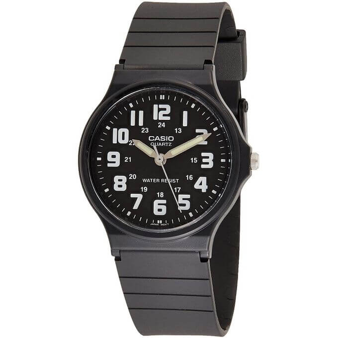 Casio – Classique noir en silicone – Index facile à lire – Étanche – MQ-71-1BDF
