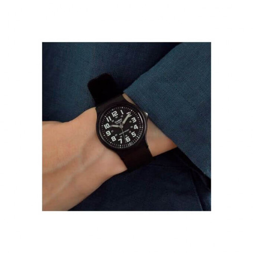 Casio – Classique noir en silicone – Index facile à lire – Étanche – MQ-71-1BDF Casio – Classique noir en silicone – Index facile à lire – Étanche – MQ-71-1BDF