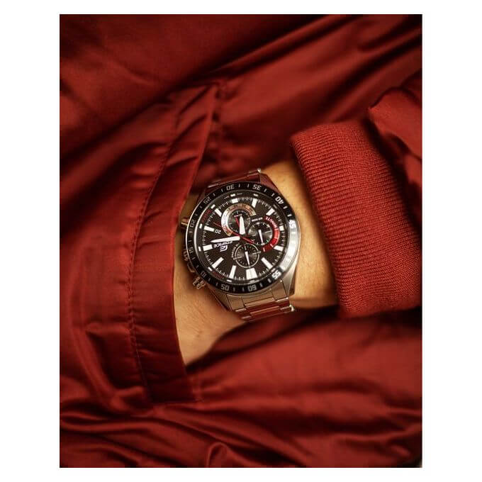 Casio – Diamètre boîtier 50,5 mm – Cadran noir – Chronographe – Tout en acier inoxydable – EFV-620D-1A4V