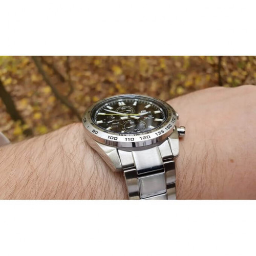 Casio – Diamètre boîtier 42,3 mm, Cadran noir, Edifice Collection, Étanche 100 m, Chronographe – EFR-574D-1AV Casio – Diamètre boîtier 42,3 mm, Cadran noir, Edifice Collection, Étanche 100 m, Chronographe – EFR-574D-1AV
