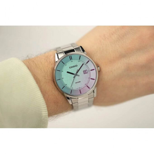 Casio – Montre pour homme en cadran Chaque inclinaison du poignet change de couleur – MTP-E605D-7EV Casio – Montre pour homme en cadran Chaque inclinaison du poignet change de couleur – MTP-E605D-7EV