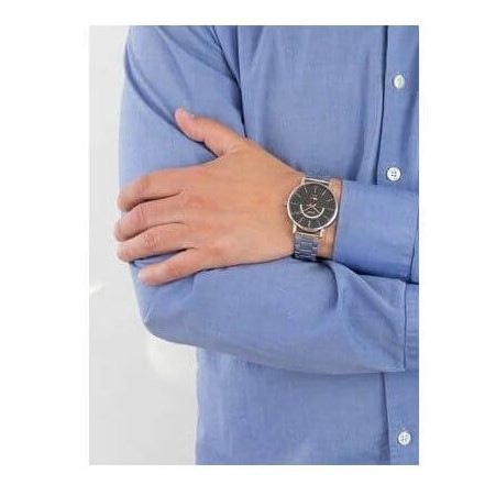 Casio – Montre pour homme – Affichage de la date arquée jours/mois – Bracelet en acier – MTP-B105D-1AV