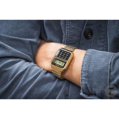 Casio – Montre vintage calculatrice en doré – Style des années 80 – Bracelet en acier – CA-500WEG-1A Casio – Montre vintage calculatrice en doré – Style des années 80 – Bracelet en acier – CA-500WEG-1A