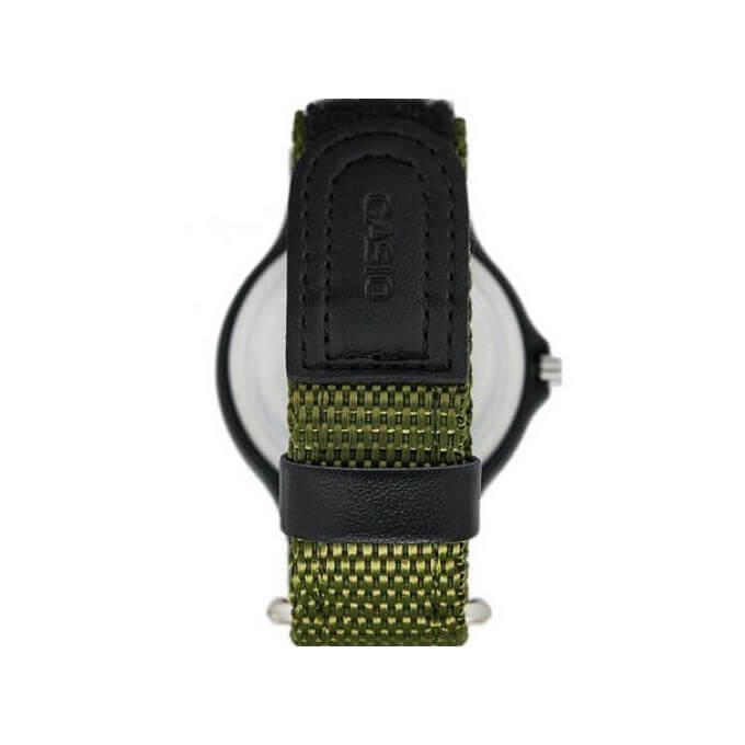 Casio – Montre pour homme en bracelet nylon vert – Étanche 50 m – Index chiffres – MW-240B-3BVDF