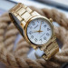 Casio – Montre classique avec index chiffres & dateur – Bracelet en acier doré inoxydable – MTP-V002G-7B2 Casio – Montre classique avec index chiffres & dateur – Bracelet en acier doré inoxydable – MTP-V002G-7B2