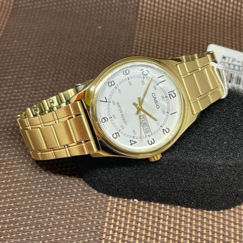 Casio – Montre classique dorée pour homme – Bracelet en acier inoxydable doré – MTP-V006G-7B Casio – Montre classique dorée pour homme – Bracelet en acier inoxydable doré – MTP-V006G-7B