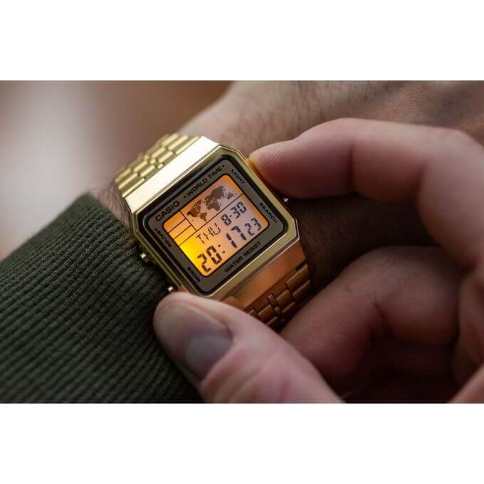 Casio – Affichage carte du monde – Digitale dorée – 5 alarmes – Bracelet en acier inoxydable – A500WGA-9DF