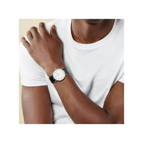 Festina – Extra plate en bracelet cuir noir – Diamètre boîtier 40 mm – Étanche – F16476/1 Festina – Extra plate en bracelet cuir noir – Diamètre boîtier 40 mm – Étanche – F16476/1
