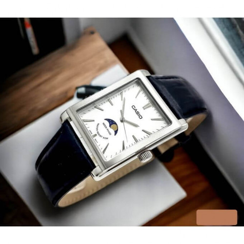 Casio – Montre pour homme – Indicateur de phase de lune – Cadran blanc – Bracelet cuir noir – MTP-M105L-7AVDF Casio – Montre pour homme – Indicateur de phase de lune – Cadran blanc – Bracelet cuir noir – MTP-M105L-7AVDF