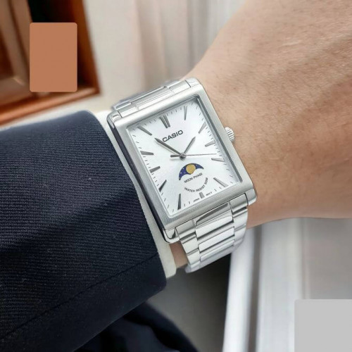 Casio – Cadran blanc avec indicateur de phase de lune – Tout en acier inoxydable – MTP-M105D-7AVDF Casio – Cadran blanc avec indicateur de phase de lune – Tout en acier inoxydable – MTP-M105D-7AVDF