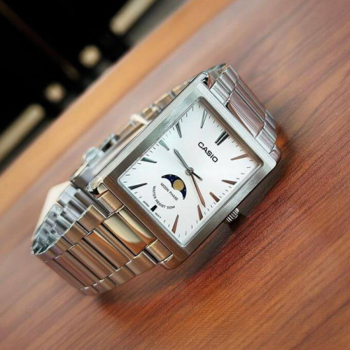 Casio – Cadran blanc avec indicateur de phase de lune – Tout en acier inoxydable – MTP-M105D-7AVDF Casio – Cadran blanc avec indicateur de phase de lune – Tout en acier inoxydable – MTP-M105D-7AVDF
