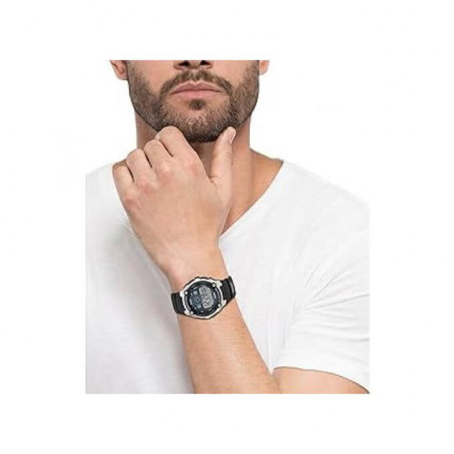 Casio – Résistance à l’eau 200 mètres – Durée de vie de la batterie 10 ans – AE-2000W-1AV Casio – Résistance à l’eau 200 mètres – Durée de vie de la batterie 10 ans – AE-2000W-1AV