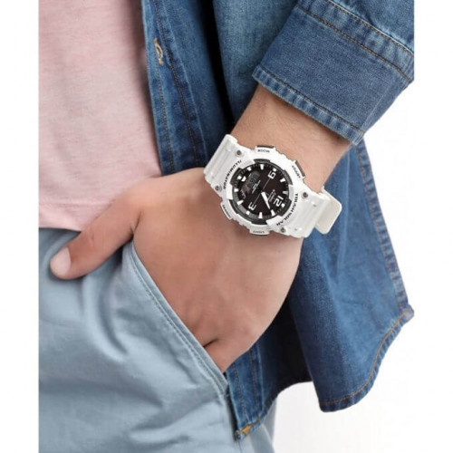 Casio – Alimentation Solaire – Conception sportive – Étanche 100 mètres – Blanche – AQ-S810WC-7AV Casio – Alimentation Solaire – Conception sportive – Étanche 100 mètres – Blanche – AQ-S810WC-7AV