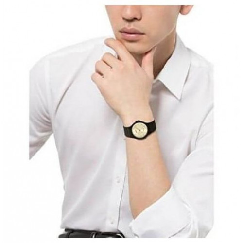 Casio – Simple au fond jaune – Bracelet en résine noir – Étanche – MQ-24-9ELDF Casio – Simple au fond jaune – Bracelet en résine noir – Étanche – MQ-24-9ELDF