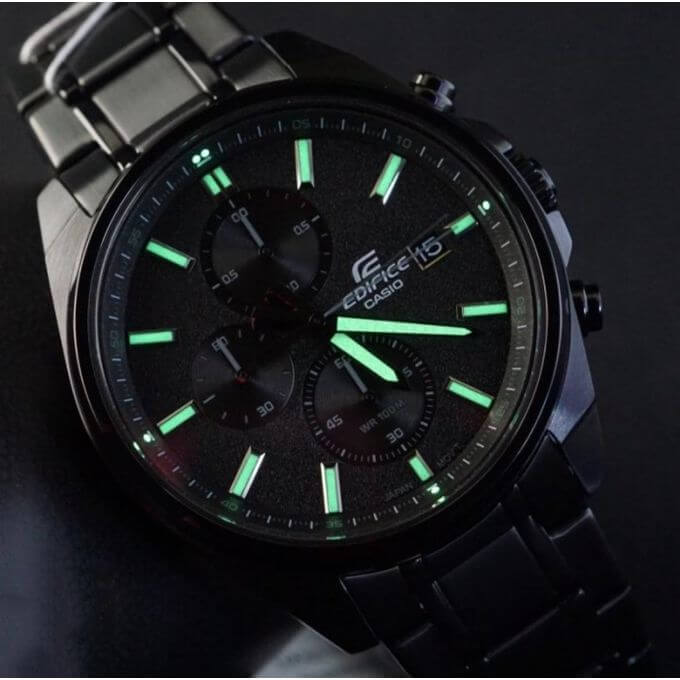 Casio – Cadran large au design simple – Noir en acier inoxydable – Chronographe – EFV610DC-1AV