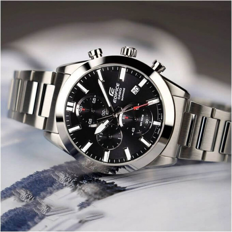 Casio Classique du chronographe Verre Saphir anti rayures – Cadran noir – EFB-710D-1AV