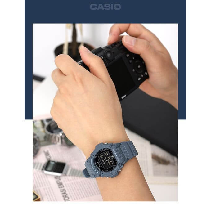 Casio – Montres numériques polyvalentes en couleur bleu – Bracelet en silicone – W-219HC-2BV