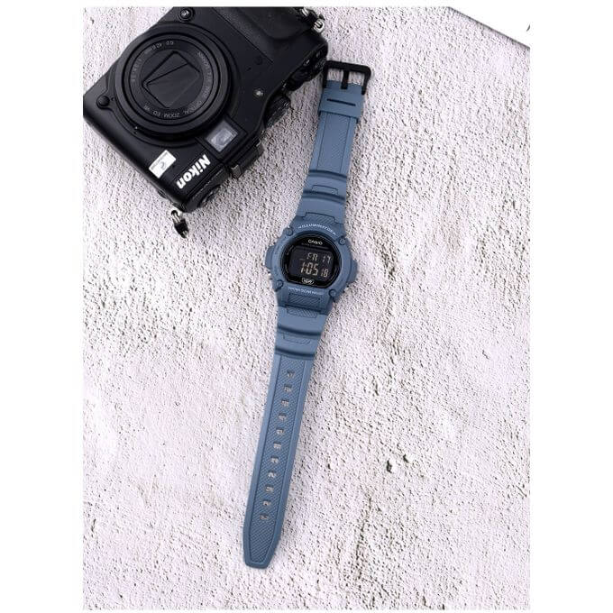 Casio – Montres numériques polyvalentes en couleur bleu – Bracelet en silicone – W-219HC-2BV