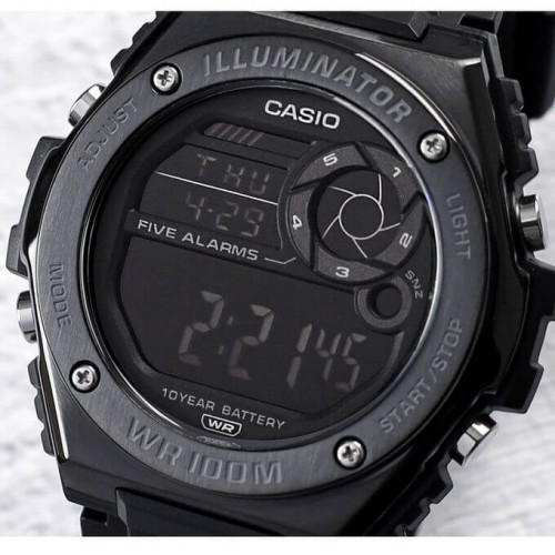 Casio – Boîtier en résine et lunette en métal – Cadran noir, chiffres blancs – MWD-100HB-1BV Casio – Boîtier en résine et lunette en métal – Cadran noir, chiffres blancs – MWD-100HB-1BV