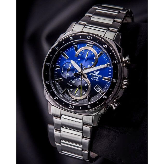 Casio EDIFICE de taille moyenne – Cadran bleu – Tout en acier inoxydable – EFV-600D-2AV