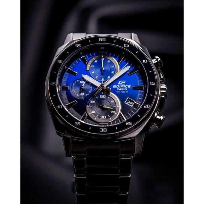 Casio EDIFICE de taille moyenne – Cadran bleu – Tout en acier inoxydable – EFV-600D-2AV
