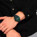 Casio – Design inspiré des lumières laser vertes – Boîtier medium noir – Bracelet cuir noir – EFV-600CL-3AV Casio – Design inspiré des lumières laser vertes – Boîtier medium noir – Bracelet cuir noir – EFV-600CL-3AV