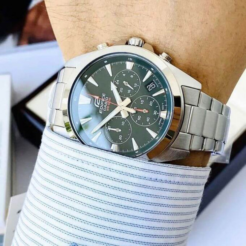 Casio – Sportive et simple – Cadran vert – Chronographe – Tout en acier – EFV-630D-3AV Casio – Sportive et simple – Cadran vert – Chronographe – Tout en acier – EFV-630D-3AV