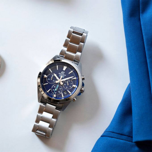 Casio – Cadran bleu – Collection Edifice – Chronographe – Étanche 100 m – EFV-630D-2AV Casio – Cadran bleu – Collection Edifice – Chronographe – Étanche 100 m – EFV-630D-2AV