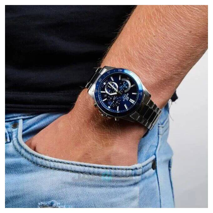 Casio – Chronographe EDIFICE standard de taille moyenne – EFV-570D-2AVUDF