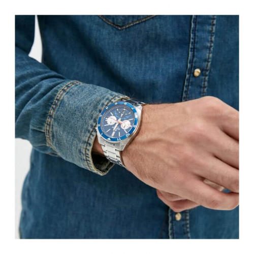 Casio – Cadran bleu créant un style sportif – Chronographe – EFV-590D-2AV Casio – Cadran bleu créant un style sportif – Chronographe – EFV-590D-2AV