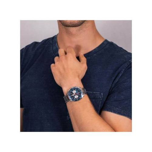 Casio – Cadran bleu créant un style sportif – Chronographe – EFV-590D-2AV Casio – Cadran bleu créant un style sportif – Chronographe – EFV-590D-2AV