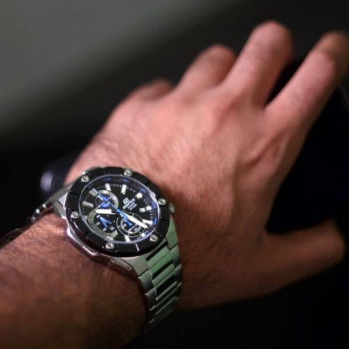 Casio – COLLECTION EDIFICE – Tout en acier inoxydable – EFR-569DB-1AVUDF Casio – COLLECTION EDIFICE – Tout en acier inoxydable – EFR-569DB-1AVUDF