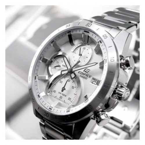 Casio – Chronographe – Bracelet en acier inoxydable – EFR-571MD-8AVUDF Casio – Chronographe – Bracelet en acier inoxydable – EFR-571MD-8AVUDF
