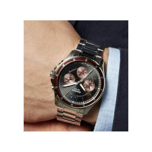 Casio – Tout en acier inoxydable – Classe d’étanchéité (50 mètres) – MTP-1374D-5AVDF Casio – Tout en acier inoxydable – Classe d’étanchéité (50 mètres) – MTP-1374D-5AVDF