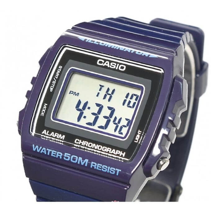 Casio – Digitale bleu – Carrée & étanche 50 mètres – Bracelet en silicone lisse – W-215H-2AV