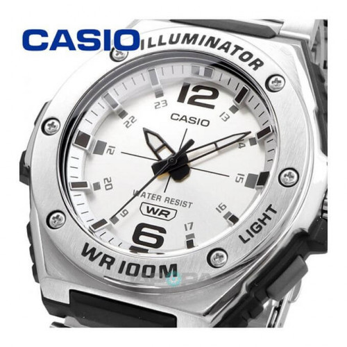 Casio – Cadran blanc avec bouton d’éclairage – Dateur – Bracelet en acier inoxydable – MWA-100HD-7AV Casio – Cadran blanc avec bouton d’éclairage – Dateur – Bracelet en acier inoxydable – MWA-100HD-7AV