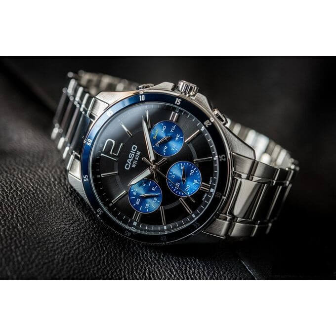 Casio – Cadran bleu – Boîtier et bracelet en acier inoxydable – MTP-1374D-2AV