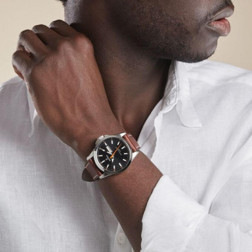 Festina – Bracelet cuir marron – Cadran noir avec dateur jours/mois – F20358/2 Festina – Bracelet cuir marron – Cadran noir avec dateur jours/mois – F20358/2