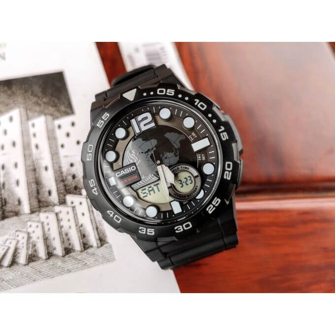 Casio – Autonomie de 10 ans & heure mondiale – Étanche 100 m – AEQ-100W-1AVDF