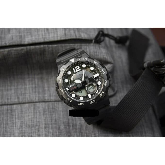 Casio – Autonomie de 10 ans & heure mondiale – Étanche 100 m – AEQ-100W-1AVDF