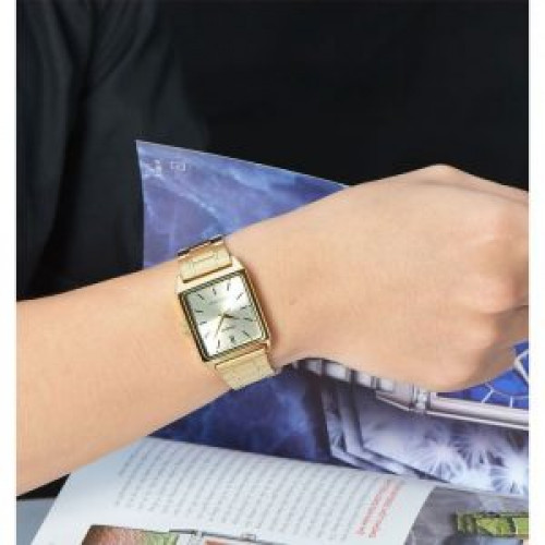 Casio – Montre femme bracelet en acier inoxydable Doré – LTP-V007G-9EUDF Casio – Montre femme bracelet en acier inoxydable Doré – LTP-V007G-9EUDF