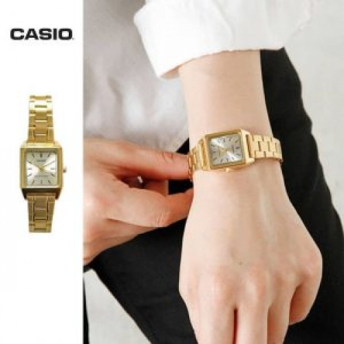 Casio – Montre femme bracelet en acier inoxydable Doré – LTP-V007G-9EUDF Casio – Montre femme bracelet en acier inoxydable Doré – LTP-V007G-9EUDF