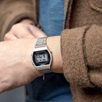 Casio – Collection Vintage – Alarme multiple – Bracelet en acier inoxydable – B640WD-1AVDF