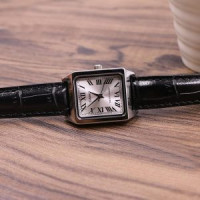 Casio – Élégante montre carrée femme – Bracelet cuir noir – LTP-V007L-7B1UDF