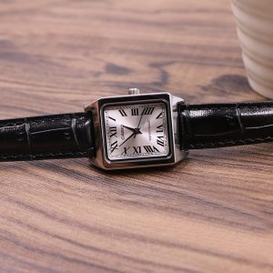 Casio – Élégante montre carrée femme – Bracelet cuir noir – LTP-V007L-7B1UDF