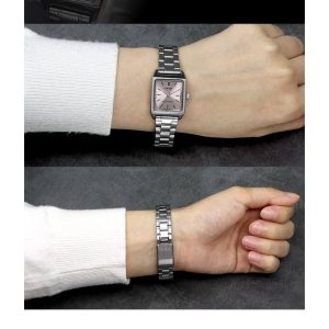 Casio – Montre carrée pour femme – Cadran rose – Bracelet en acier inoxydable – LTP-V007D-4EUDF