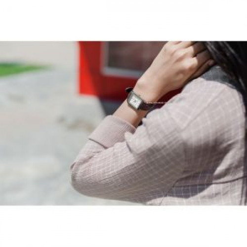 Casio – Montre femme carrée – Cadran blanc – Bracelet cuir marron – LTP-V007L-7E2UDF Casio – Montre femme carrée – Cadran blanc – Bracelet cuir marron – LTP-V007L-7E2UDF