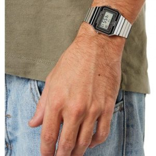 Casio – Montre Vintage Collection – Super Slim Case – Bracelet en acier – A700W-1ADF Casio – Montre Vintage Collection – Super Slim Case – Bracelet en acier – A700W-1ADF